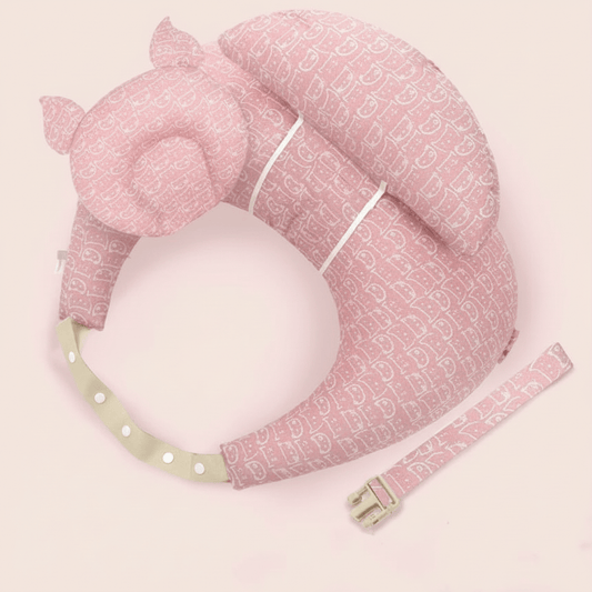 Coussin d’allaitement grossesse ergonomique en coton lavable. Confort, soutien et praticité pour maman et bébé dès la naissance. Disponible chez POUR NOTRE BÉBÉ.